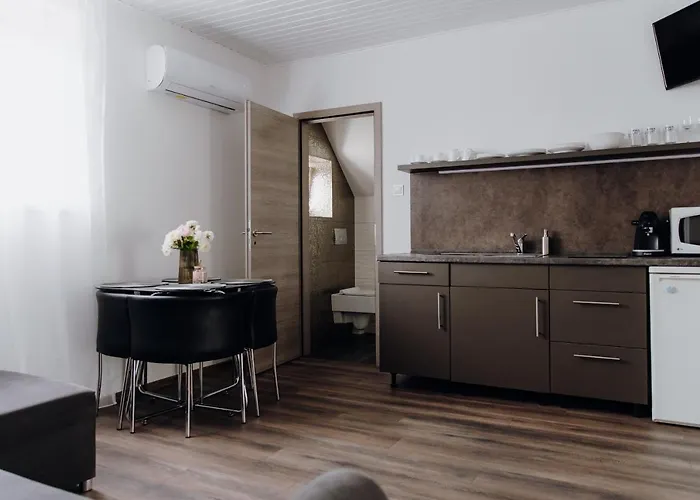 Nyírfa Apartman