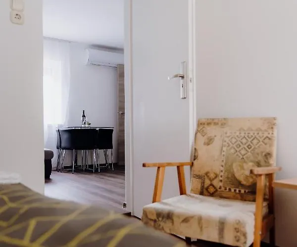 Nyírfa Apartman